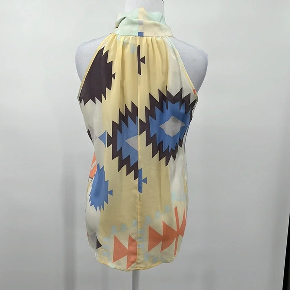 Hunter Dixon Yellow Sleeveless Blouse Womens XS Tie Neckline Button Front Silk - Picture 4 of 9